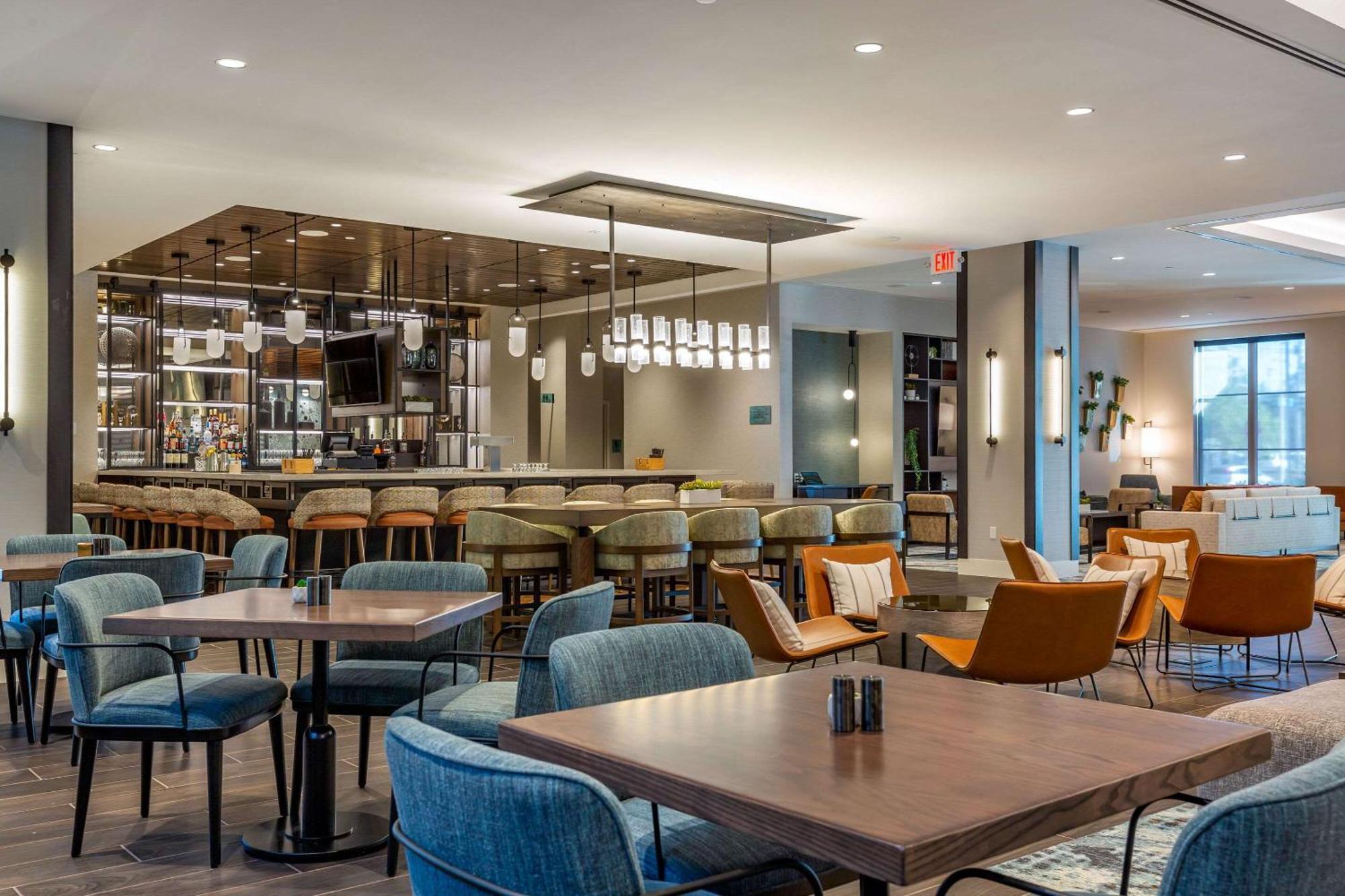 Cambria Hotel New Haven University Area Exterior photo